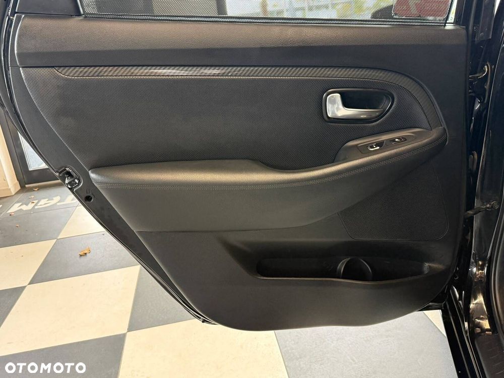 Kia Carens 2017