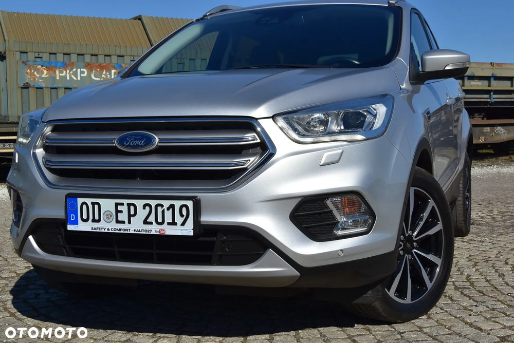 Ford Kuga 1.5 EcoBoost 4x4 Titanium - 35