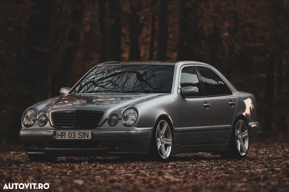 Mercedes-Benz E - 3