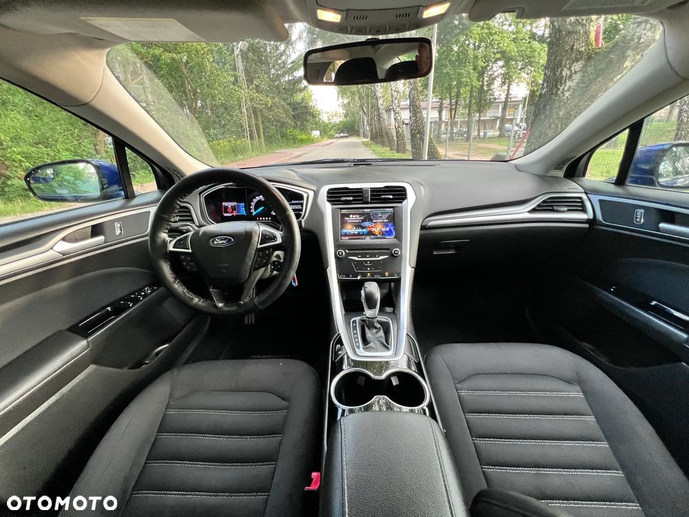 Ford Fusion - 5