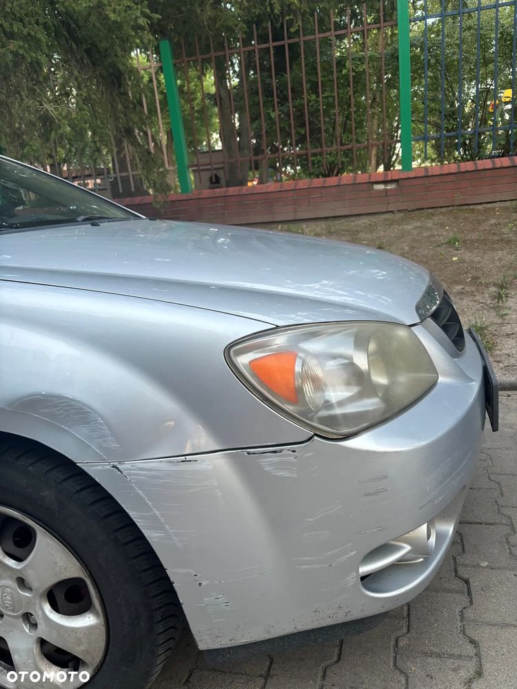 Kia Cerato 1.6 LX / Family - 12