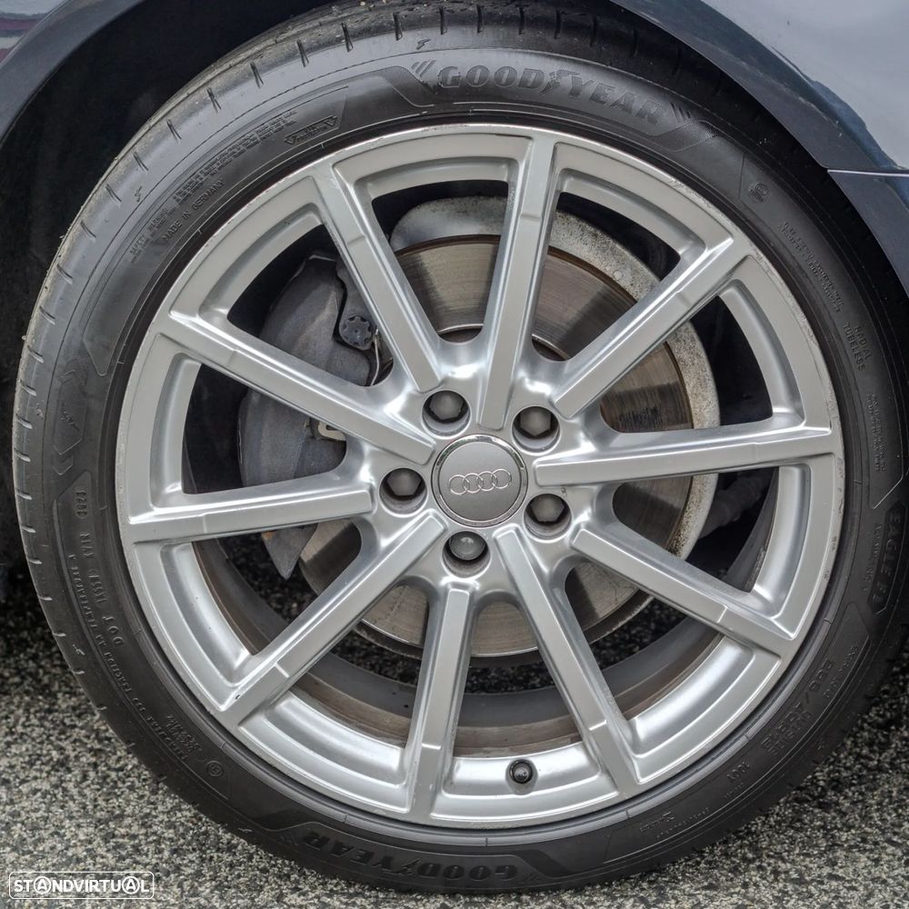 Audi A6 Avant 2.0 TDi Exclusive S tronic - 41