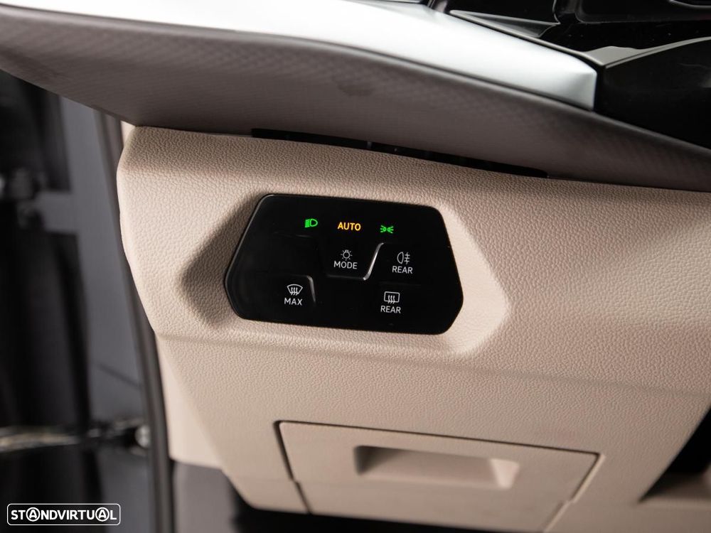 VW Multivan 1.4 TSI e-Hybrid Life DSG - 17