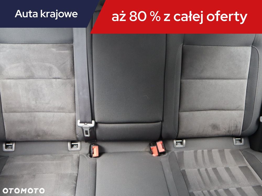 Volkswagen Golf - 12