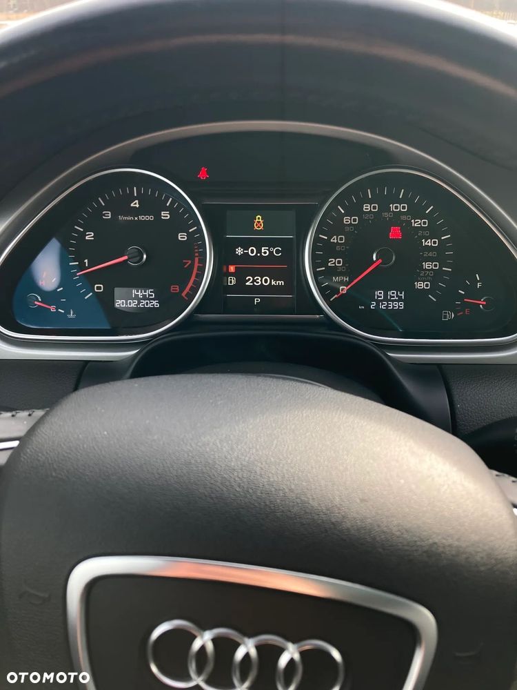 Audi Q7 - 25