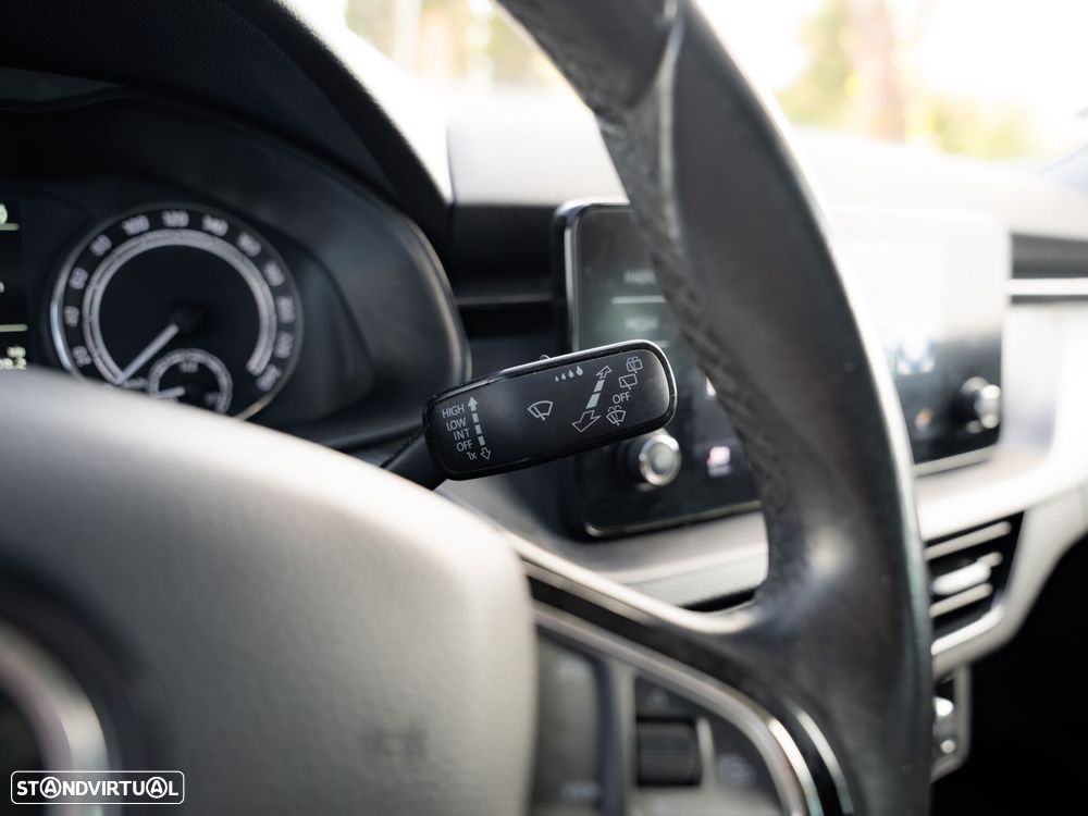Skoda Kamiq 1.0 TSI Style - 38