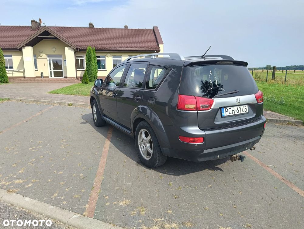 Peugeot 4007 - 5