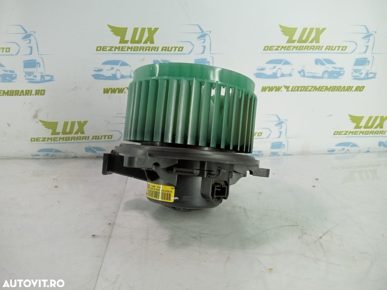 Motoras aeroterma 5242673301 Opel Insignia A  [din 2008 pana  2014] - 1
