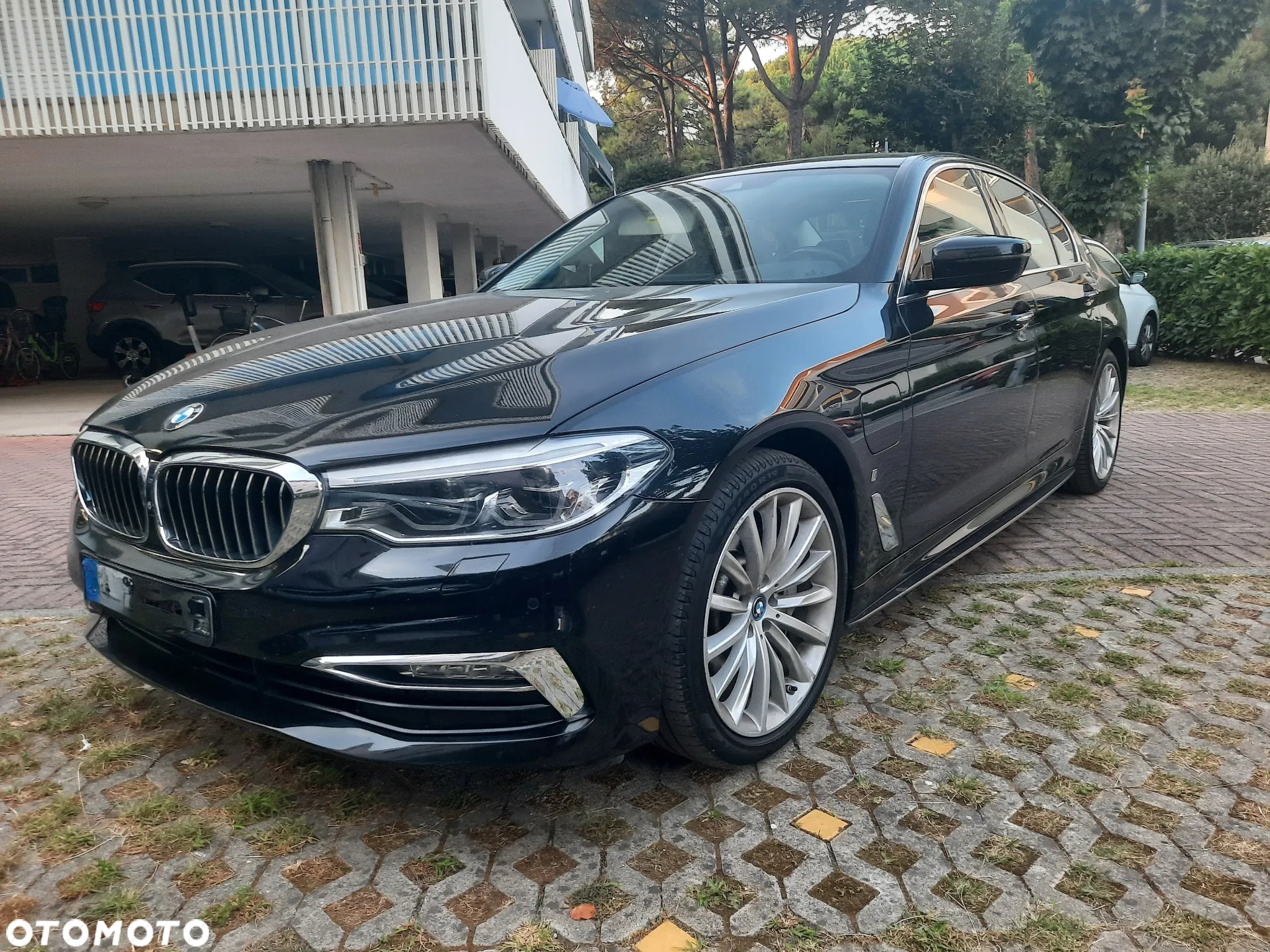 BMW Seria 5 530e iPerformance - 3