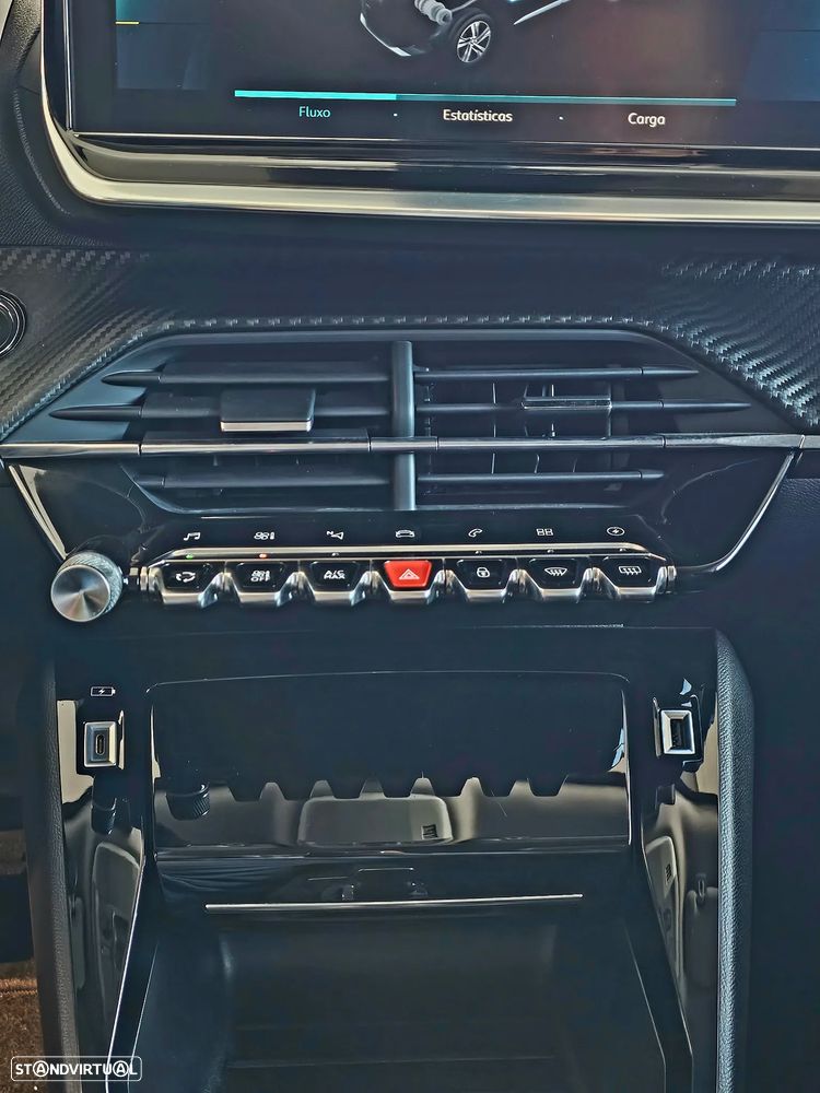 Peugeot e-2008 Allure Pack - 24