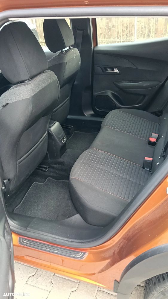 Peugeot 2008 - 6
