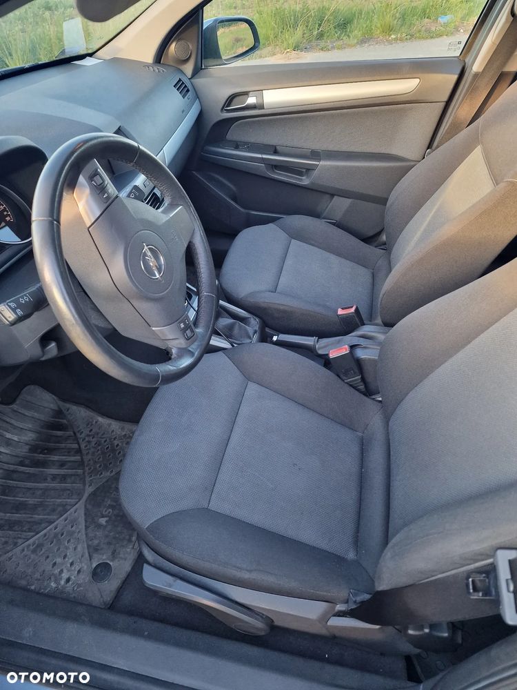 Opel Astra 1.6 Edition Plus - 27