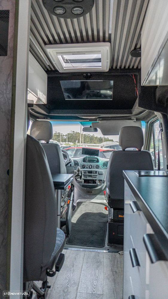 Mercedes-Benz Sprinter - 20