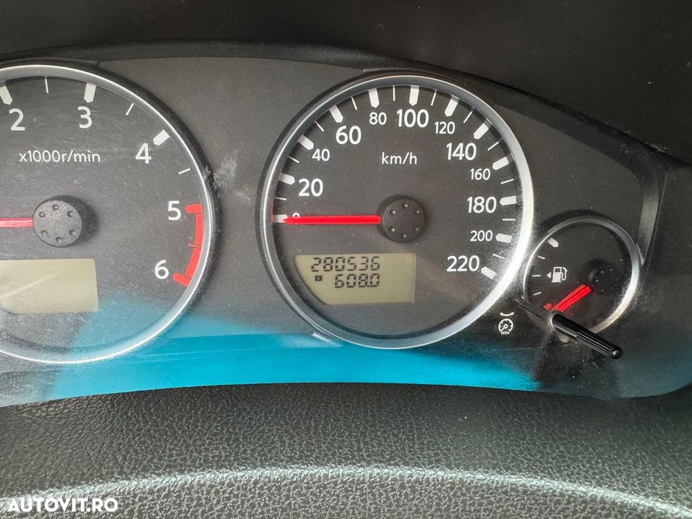 Nissan Pathfinder - 6