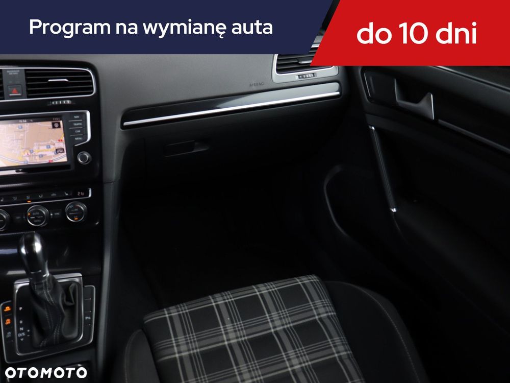 Volkswagen Golf Variant - 10