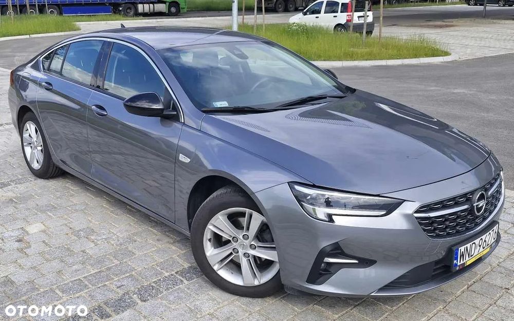 Opel Insignia - 1