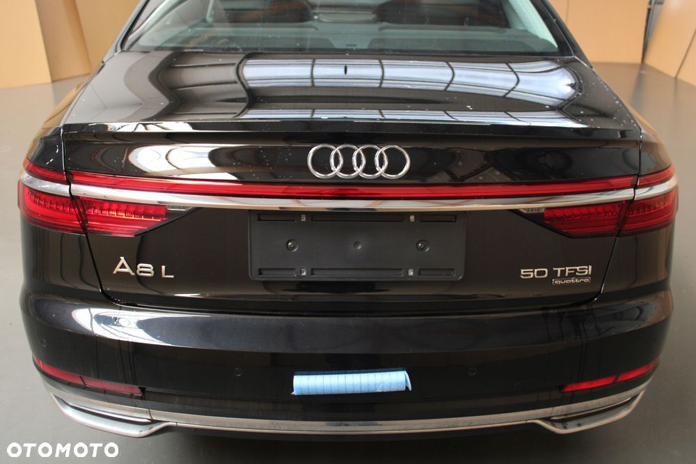 KOMPLETNY TYŁ KLAPA ZDERZAK LAMPY BELKA AUDI A8 D5 LONG LY9T - 1