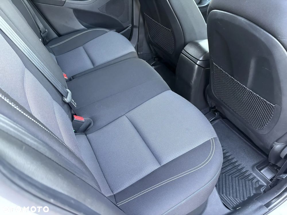 Hyundai i30 1.6 CRDi Comfort - 22