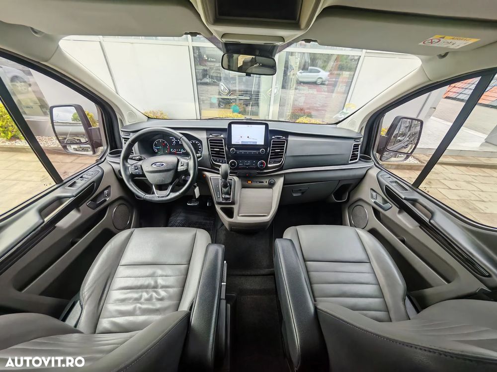 Ford Tourneo Custom Bus 320 2.0 EcoBlue 185 CP L2H1 Titanium Aut. - 10