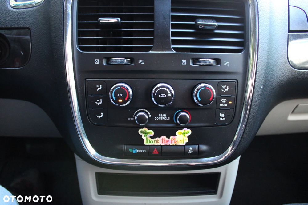 Dodge Grand Caravan - 19