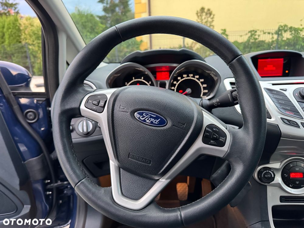 Ford Fiesta 1.4 Titanium - 25