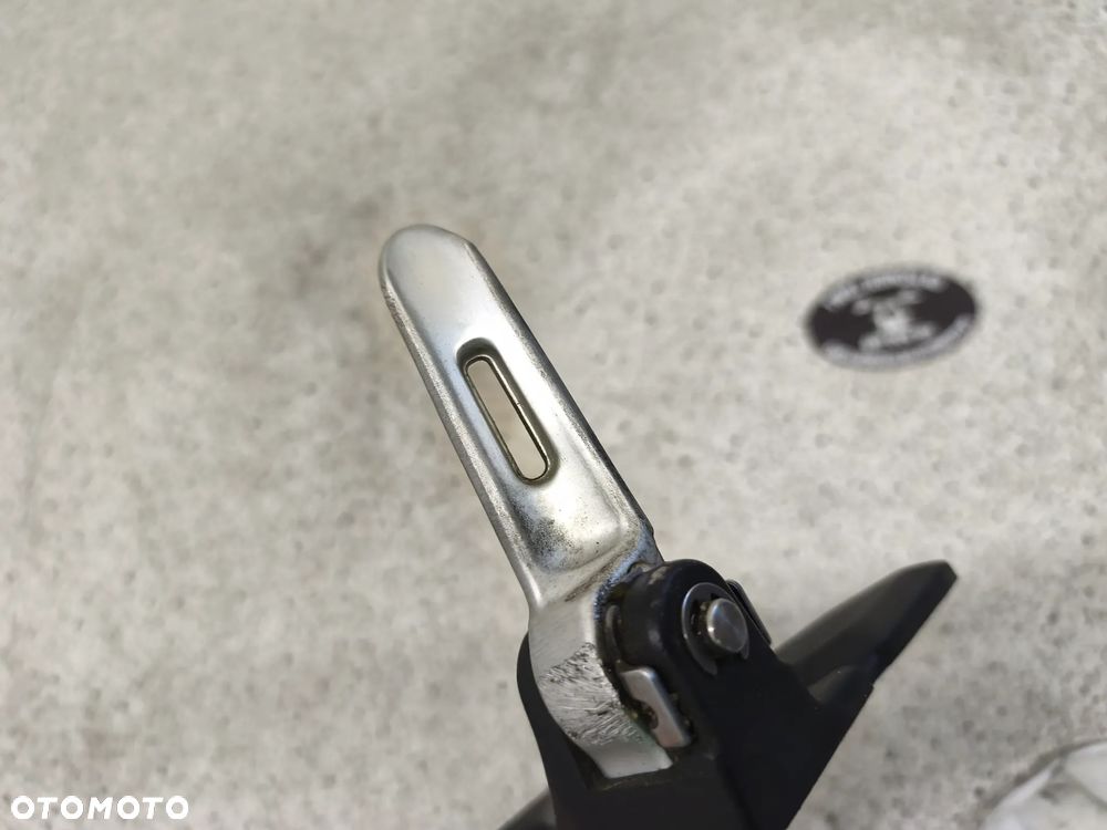 Set lewy tył, podnóżek pasażera Triumph Trident 660 2022 - 7