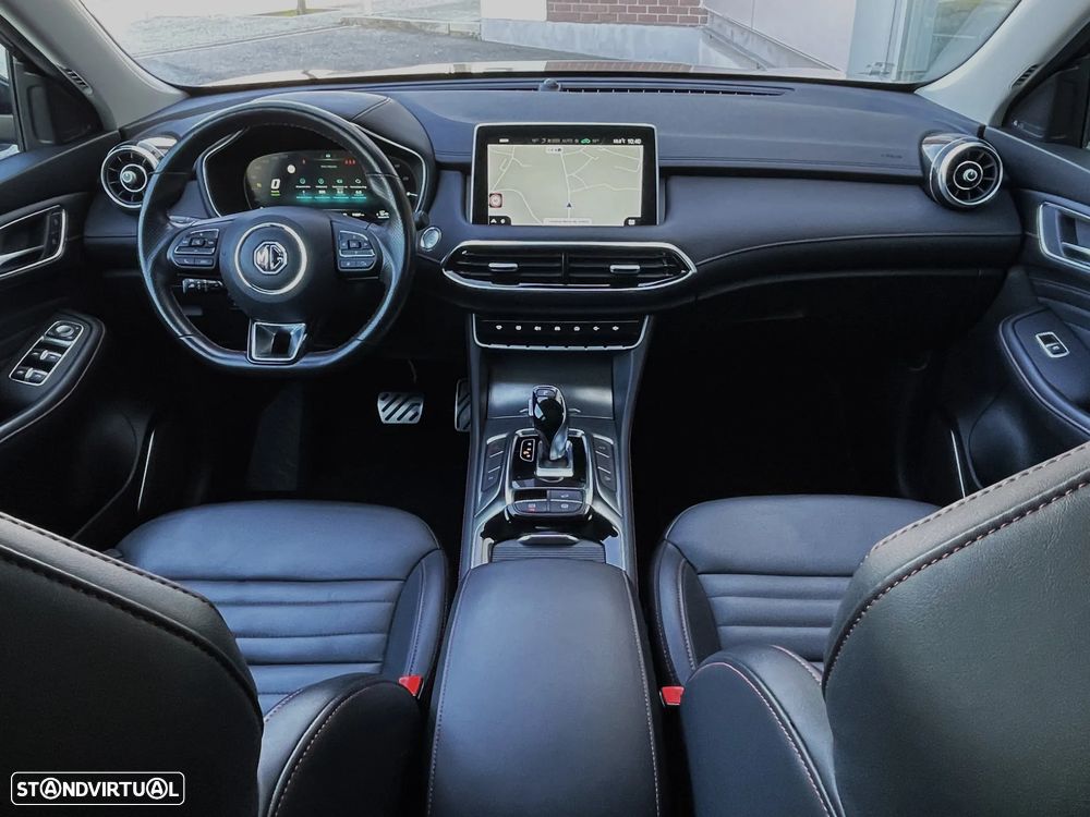 MG EHS Luxury - 10