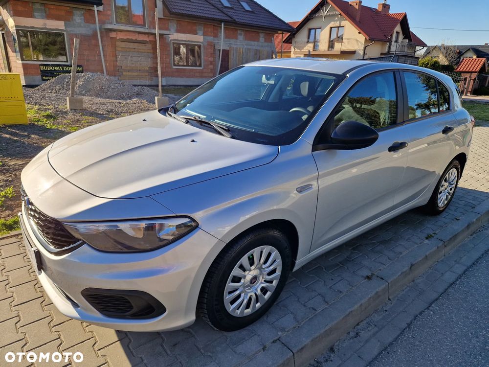 Fiat Tipo 1.4 T-Jet 16v Easy - 31