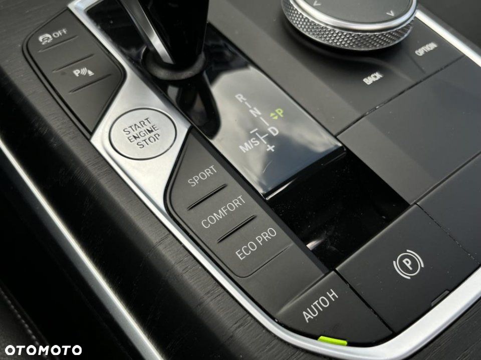 BMW Seria 3 - 21
