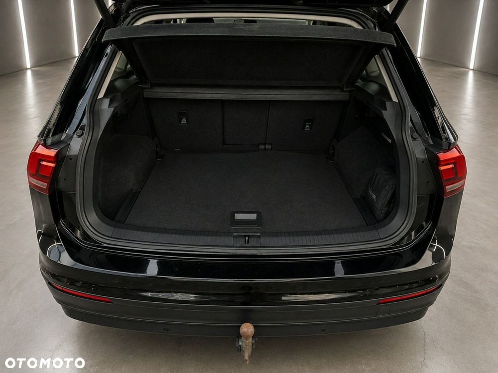 Volkswagen Tiguan - 14