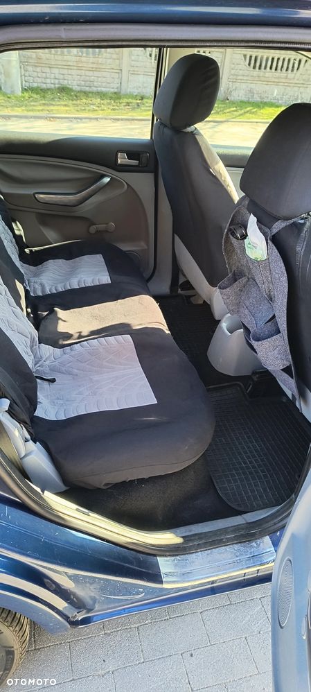 Ford Focus C-Max 1.6 TDCi Ambiente - 12