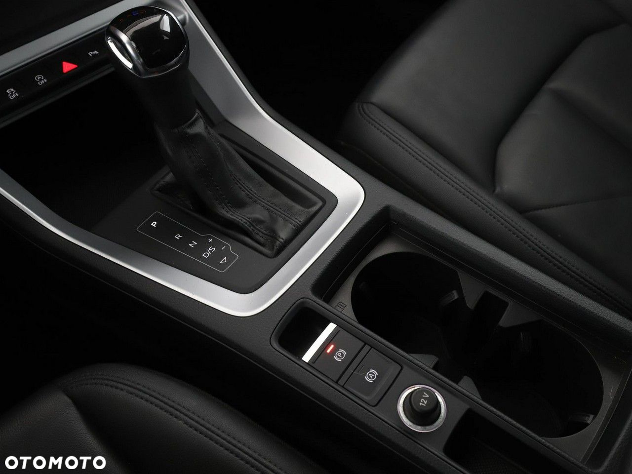 Audi Q3 35 TFSI S tronic - 28