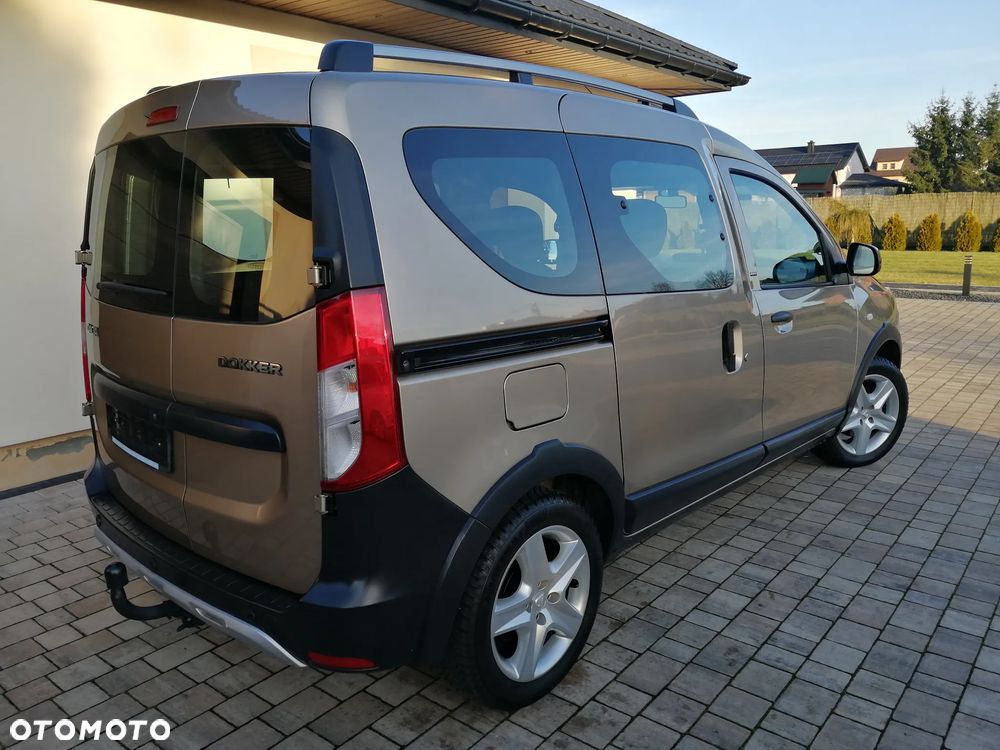 Dacia Dokker TCe 115 N1 Stepway Celebration - 8