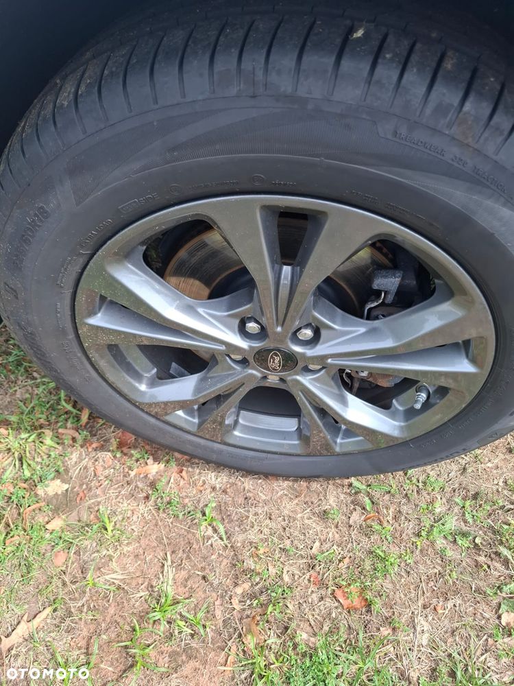 Ford Kuga - 15