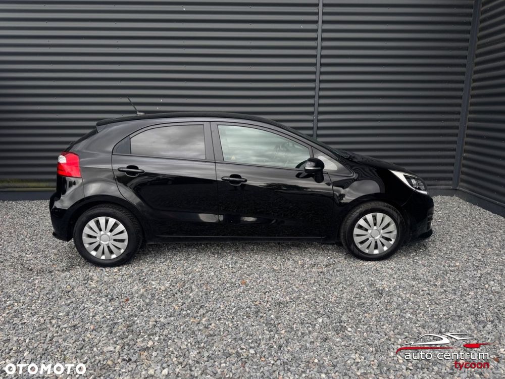Kia Rio - 26