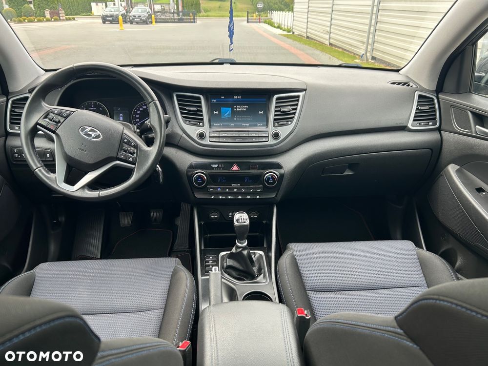 Hyundai Tucson 1.7 CRDI BlueDrive Comfort 2WD - 16