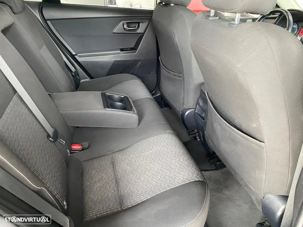 Toyota Auris 1.8 HSD Comfort+J17 - 14