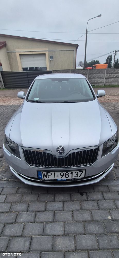 Skoda Superb 2.0 TDI Elegance - 1