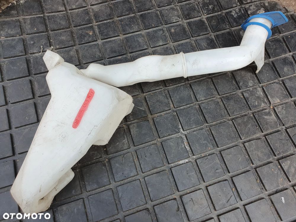 ZBIORNICZEK SPRYSKIWACZY VW POLO 9N EU 04' 6Q0955453N/P - 1