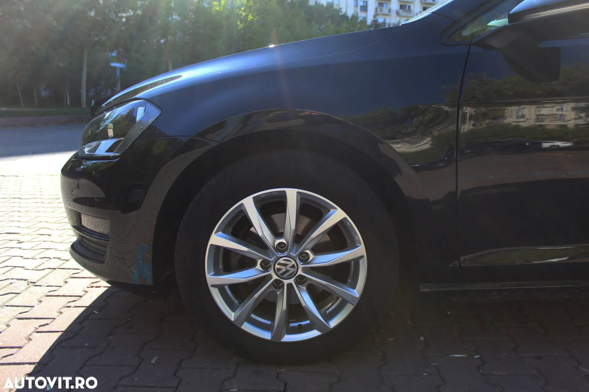 Volkswagen Golf 1.2 TSI Trendline - 12