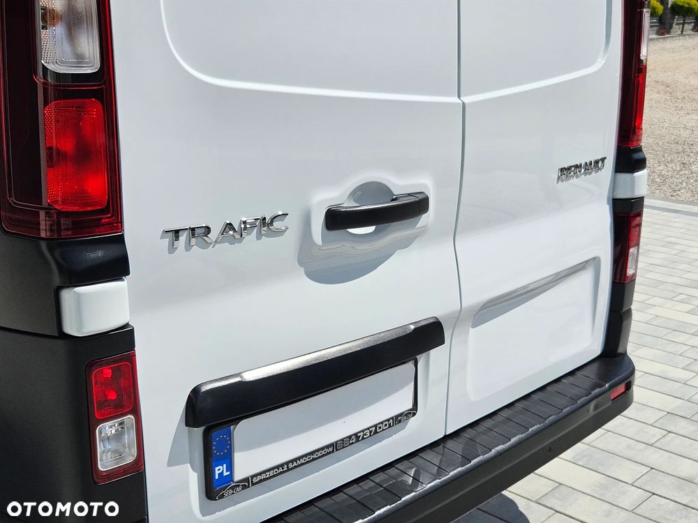 Renault TRAFIC L2H1 Long Chłodnia Mroźnia 62tyś km SalonPL - 21