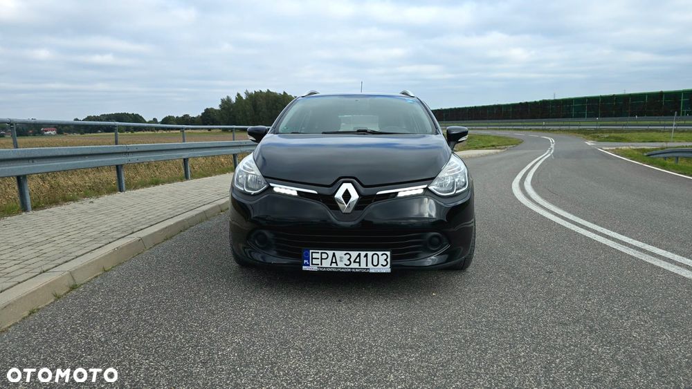 Renault Clio - 10