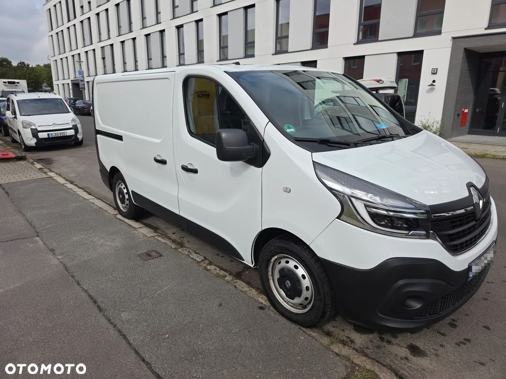 Renault Trafic - 11
