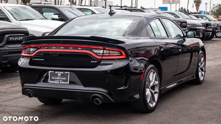 Dodge Charger - 4