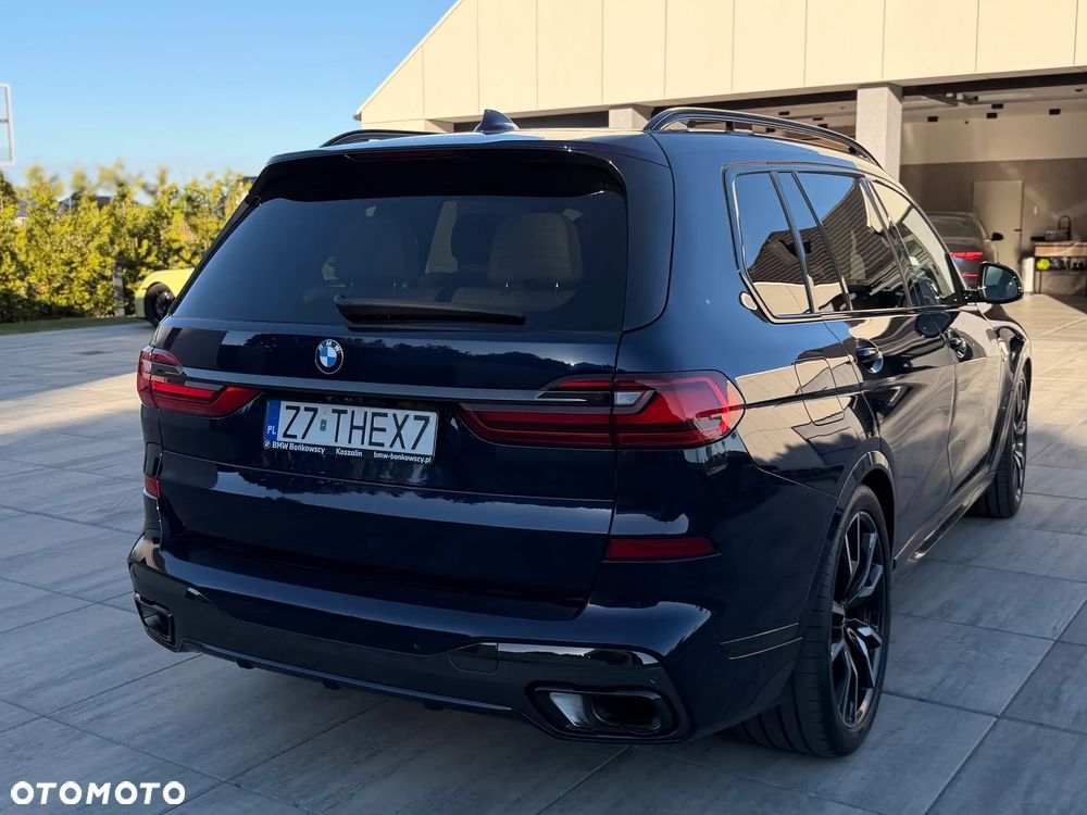BMW X7 xDrive40d mHEV - 13