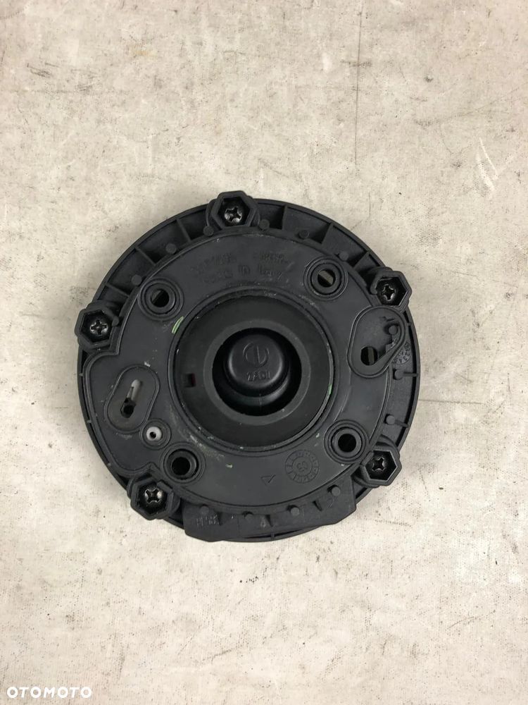 Aprilia RSV4 1000 Korek Wlew Paliwa - 4