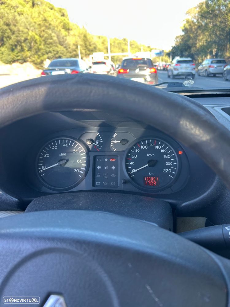Renault Clio 1.2 16V Extreme - 11