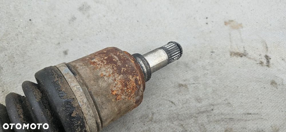 Półoś lewa prawa przód przednia Fiat Albea 1,2 16V 2003r 5-bieg manual 62.000km 46307899 43607898 - 4