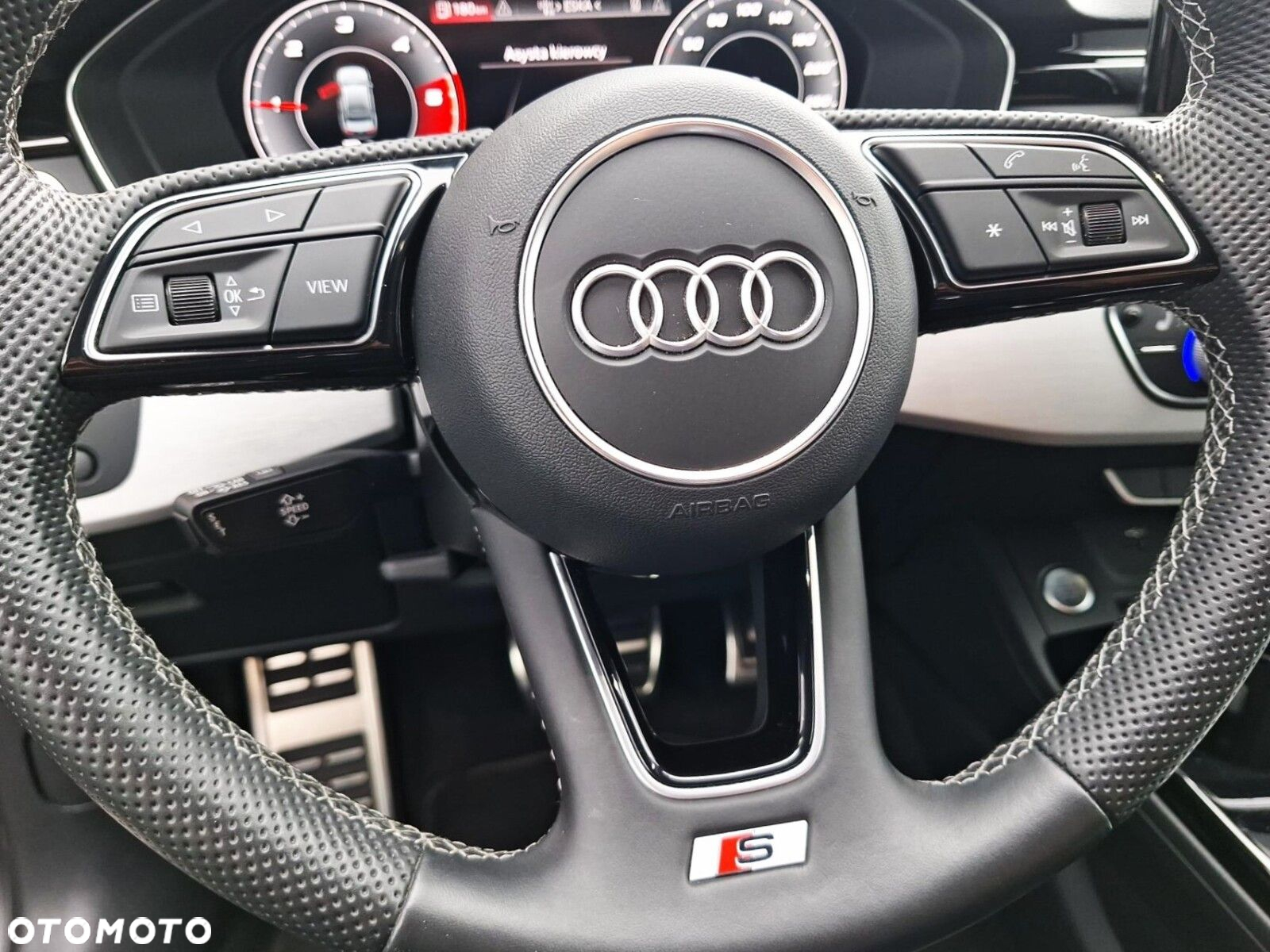 Audi A4 - 24