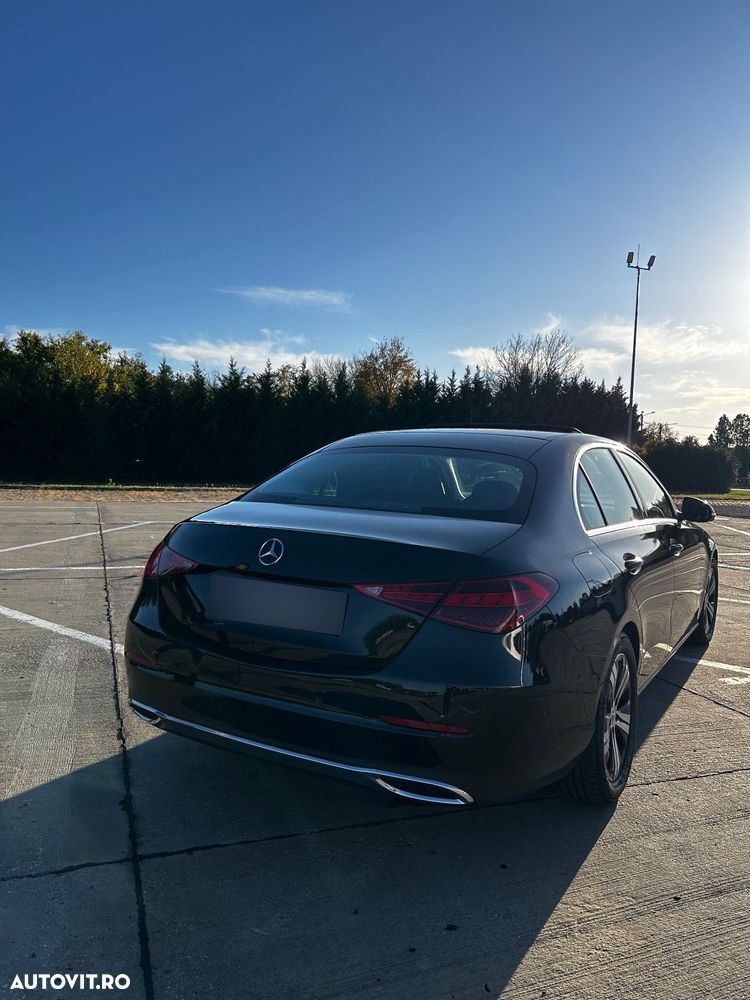 Mercedes-Benz C 300 4Matic T 9G-TRONIC Avantgarde Advanced - 7